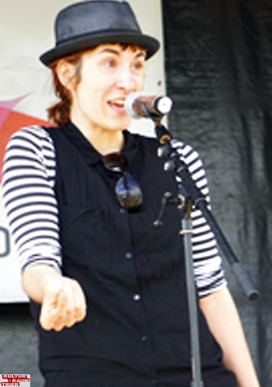 place a la rue 09.06.13 susanne mazurek